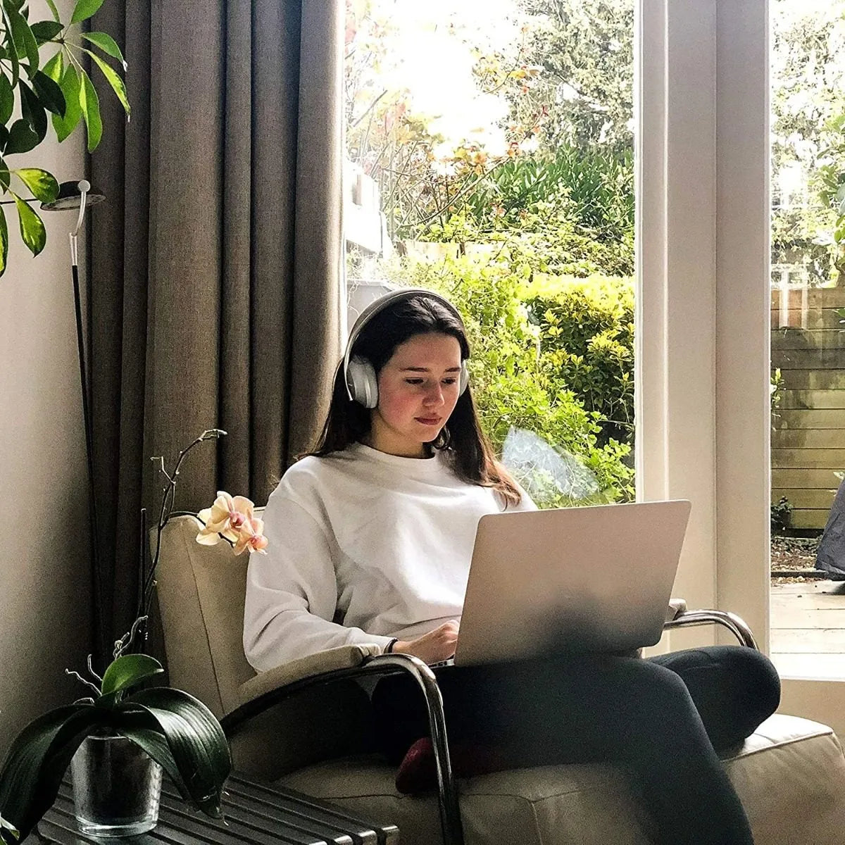 Diadema Bose 700 Bt Con Estuche